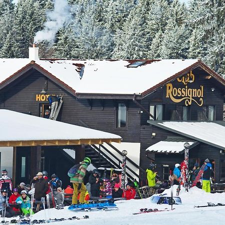 ホテル Club Rossignol ポイアナ・ブラショフ エクステリア 写真
